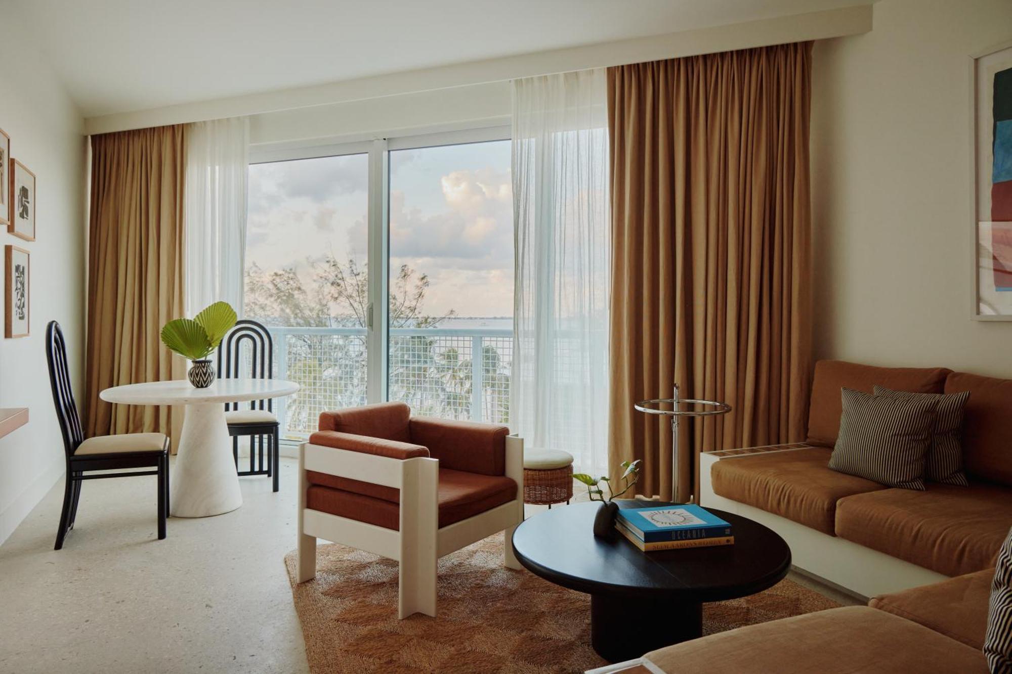Hotel Palm Heights George Town Zewnętrze zdjęcie